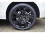 Volvo XC60 T6 Plug-in hybrid AWD Plus Black Edition | Panoramadak | Verwarmbare voorstoelen en achterbank | 360 graden camera | Premium audio by Harman Kardon | Elektrische achterklep | Adaptieve cruise control | BLIS | Head Up Display | Volvo Guard Alarm | Google Navigatie |
