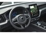 Volvo XC60 T6 Plug-in hybrid AWD Plus Black Edition | Panoramadak | Verwarmbare voorstoelen en achterbank | 360 graden camera | Premium audio by Harman Kardon | Elektrische achterklep | Adaptieve cruise control | BLIS | Head Up Display | Volvo Guard Alarm | Google Navigatie |