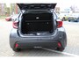 Toyota Yaris 1.5 HYBRID 115 BUSINESS STOEL/STUURVERW LED LMV APPLE/ANDROID DAB+ AD-CRUISE BLUETOOTH NAVI