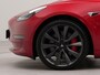 Tesla Model 3 Performance AWD 75 kWh panorama dak | SoH 91,4 % | Apple carplay | Panorama dak | Navigatie | Voorstoelen verwarmd | 360 camera | Spraakbediening |