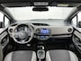 Toyota Yaris 1.5 Hybrid Bi-Tone | Navigatie | Cruise Control | Safety Pakket | Unieke Samenstelling | Onderweg-naar-dealer