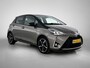 Toyota Yaris 1.5 Hybrid Bi-Tone | Navigatie | Cruise Control | Safety Pakket | Unieke Samenstelling | Onderweg-naar-dealer