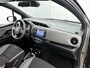 Toyota Yaris 1.5 Hybrid Bi-Tone | Navigatie | Cruise Control | Safety Pakket | Unieke Samenstelling | Onderweg-naar-dealer