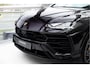 Lamborghini Urus 4.0 V8 | BTW | Akrapovic | 5-seats | Nero Granatus
