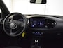 Toyota Aygo X 1.0 VVT-i MT Envy Bi Tone | DAB | Carplay | Navigatie