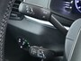 Skoda Karoq 1.5T 150pk ACT Trekhaak Adap.Cruise Camera Navi Virtual Cockpit ECC Apple Carplay Android PDC StoelverwarmingVerschuifbare Achterstoelen Business Edition Plus Comfort Pack Lmv Led Isofix DAB Voorruitverwarming Regen-Lichtsensor File Assist Verkeersbord Detectie 1.500KG Trekgewicht 1e Eigenaar Origineel Nederlandse Auto Bij 110.000km nog Beurt gehad! 1.500kg Trekgewicht! EURO6