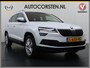Skoda Karoq 1.5T 150pk ACT Trekhaak Adap.Cruise Camera Navi Virtual Cockpit ECC Apple Carplay Android PDC StoelverwarmingVerschuifbare Achterstoelen Business Edition Plus Comfort Pack Lmv Led Isofix DAB Voorruitverwarming Regen-Lichtsensor File Assist Verkeersbord Detectie 1.500KG Trekgewicht 1e Eigenaar Origineel Nederlandse Auto Bij 110.000km nog Beurt gehad! 1.500kg Trekgewicht! EURO6