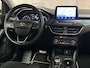 Ford Focus Wagon 1.5 EcoBoost Active Vignale 150Pk Automaat (PANORAMADAK, APPLE CARPLAY, GROOT NAVI, BANG&OLUFSEN, STUUR/STOELVERWARMING, LEDER, CAMERA, GETINT GLAS, ADAPTIVE CRUISE, NIEUWSTAAT)