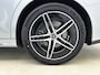 Mercedes-Benz E-klasse Estate 300 e Business Solution AMG | Winterpakket | Nightpakket | Comfortpakket Plus | Trekhaak | Head-up display | Panoramaschuifdak | Sierelement zwart essenhout |