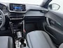 Peugeot e-2008 EV Allure 50 kWh | ACCU 99% | 3-fase | Automatische airconditioning | Navigatie via Apple Carplay en Android auto | Cruise control | Keyless entry