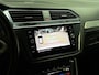 Volkswagen Tiguan 1.5 TSI Life Sport (VIRTUAL COCKPIT, APPLE CARPLAY, GROOT NAVI, KEYLESS, CAMERA, SPORTSTOELEN, GETINT GLAS, CRUISE, NIEUWSTAAT)