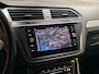 Volkswagen Tiguan 1.5 TSI Life Sport (VIRTUAL COCKPIT, APPLE CARPLAY, GROOT NAVI, KEYLESS, CAMERA, SPORTSTOELEN, GETINT GLAS, CRUISE, NIEUWSTAAT)