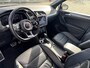 Volkswagen Tiguan 1.5 TSI R-Line Automaat Trekhaak / Leder / Panoramadak