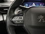 Peugeot 2008 1.2 PureTech Allure Sport Automaat (VIRTUAL COCKPIT, APPLE CARPLAY, GROOT NAVI, 360 CAMERA, LEDER, SPORTSTOELEN, KEYLESS, GETINT GLAS, NIEUWE APK, NIEUWSTAAT)