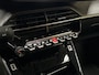 Peugeot 2008 1.2 PureTech Allure Sport Automaat (VIRTUAL COCKPIT, APPLE CARPLAY, GROOT NAVI, 360 CAMERA, LEDER, SPORTSTOELEN, KEYLESS, GETINT GLAS, NIEUWE APK, NIEUWSTAAT)
