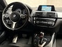 BMW 1-Serie 118i M Sport Line Shadow Automaat (NAVIGATIE, M PAKKET, VIRTUAL COCKPIT, STOELVERWARMING, SPORTSTOELEN, ZWART HEMEL, GETINT GLAS, PARKEERSENSOREN, NIEUWSTAAT)