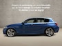 BMW 1-Serie 118i M Sport Line Shadow Automaat (NAVIGATIE, M PAKKET, VIRTUAL COCKPIT, STOELVERWARMING, SPORTSTOELEN, ZWART HEMEL, GETINT GLAS, PARKEERSENSOREN, NIEUWSTAAT)