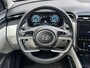 Hyundai Tucson 1.6 T-GDI HEV 230pk Premium Sky / Dealer onderhouden / Glazen schuif- en kanteldak / Trekgewicht 1650 kg / Elektrische achterklep / Stuur- Stoel & Achterbank verwarming / Rondomzicht camera / Stoelventilatie / Adaptief cruise control / Krell Audio Systeem /