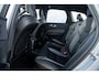 Volvo XC60 2.0 T6 Plug-in hybrid AWD Plus Dark | PHEV | 360 Graden Camera | Panoramadak | Harman Kardon Audio | Sportstoelen | Elektrisch Verstelbare Voorstoelen | BLIS | Navigatie | Apple Carplay | Android Auto