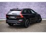 Volvo XC60 2.0 T6 Plug-in Hybrid AWD Plus Black Edition | Facelift | PHEV | 360 Graden Camera | Panoramadak | Head-up Display | Trekhaak | Keyless Entry | Lichtmetalen Velgen 21 inch | Elektrische Achterklep | Cruise Control Adaptief | BLIS | Navigatie