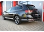 Volkswagen Passat Variant Business 1.4 TSI PHEV GTE Business 218PK | Pano | Led | Carplay | Trekhaak | ACC | Stoel & Stuurwielverwarming | Trekhaak | Leder | Massage | Virtual Cockpit | SOH 93%