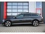 Volkswagen Passat Variant Business 1.4 TSI PHEV GTE Business 218PK | Pano | Led | Carplay | Trekhaak | ACC | Stoel & Stuurwielverwarming | Trekhaak | Leder | Massage | Virtual Cockpit | SOH 93%