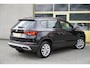 SEAT Ateca 1.0 TSI Style Business Intense BJ2022 Lmv 17" | Led V+A | Pdc | Panoramadak | Achteruitrijcamera | Beats Audio | App-Connect | Navi | Climate control | Cruise control | Sportstoelen | Verwarmd stuur | Verwarmde voorstoelen | Extra getint glas