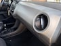 Volkswagen Up! 1.0 BMT high up! | zuinige auto | voorstoel verwarming | 15 inch velgen  |