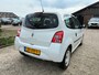 Renault Twingo 1.2-16V Dynamique | Automaat + '' 58.000 KM '' + 2de Eigenaar Nu € 4.975,-!!!