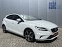 Volvo V40 1.5 T3 Automaat R-Design Polar + Sport Panoramadak Navigatie Camera Harman Kardon Audio Keyless Entry Led Koplampen Stoelverwarming Extra Getint Glas NL Auto