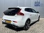 Volvo V40 1.5 T3 Automaat R-Design Polar + Sport Panoramadak Navigatie Camera Harman Kardon Audio Keyless Entry Led Koplampen Stoelverwarming Extra Getint Glas NL Auto