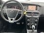 Volvo V40 1.5 T3 Automaat R-Design Polar + Sport Panoramadak Navigatie Camera Harman Kardon Audio Keyless Entry Led Koplampen Stoelverwarming Extra Getint Glas NL Auto