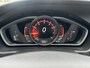 Volvo V40 1.5 T3 Automaat R-Design Polar + Sport Panoramadak Navigatie Camera Harman Kardon Audio Keyless Entry Led Koplampen Stoelverwarming Extra Getint Glas NL Auto