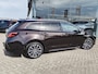 Toyota Corolla Touring Sports 1.8 Hybrid Executive | Trekhaak | Navi | Sportstoelen | Sensoren