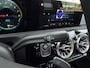 Mercedes-Benz A-klasse 250 e Business Solution AMG / Schuif- kanteldak / Camera / Sensoren V+A / Multimedia / 18'' LM /