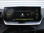 Peugeot 208 1.2 PureTech GT Pack | Stoelverwarming | Pano dak | Camera | Cruise adapt. | Dodehoek detectie | 17" LM | Navi | Clima | Leer/alcantara sportstoelen |