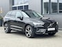 Volvo XC60 2.0 T6 Plug-in hybrid AWD Plus Dark Long range | R design | 350 PK | Trekhaak | 21 inch | Pano | H/K | 360 Camera