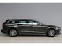 Volvo V60 2.0 B3 Inscription | adap. cruise | elek trekhaak | leder sport | bliss | camera | keyless entry | stuur verwarmd | BTW