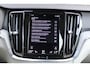 Volvo V60 2.0 B3 Inscription | adap. cruise | elek trekhaak | leder sport | bliss | camera | keyless entry | stuur verwarmd | BTW