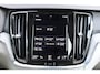 Volvo V60 2.0 B3 Inscription | adap. cruise | elek trekhaak | leder sport | bliss | camera | keyless entry | stuur verwarmd | BTW