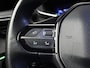 Peugeot 208 1.2 PureTech GT-line (APPLE CARPLAY,CAMERA,LED,NAVI,CRUISE,CLIMATE,SPORTSTOELEN,GETINT,LM VELGEN,NETTESTAAT)