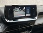 Peugeot 2008 1.2 PureTech Allure Sport 131Pk (APPLE CARPLAY, 3D COCKPIT, GROOT NAVI, 360 CAMERA, LEDER, SPORTSTOELEN, KEYLESS, GETINT GLAS, LM VELGEN, NIEUWE APK, NIEUWSTAAT)