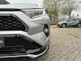 Toyota RAV4 2.5 Plug-in Hybrid AWD Bi-Tone Plus | Gekoelde stoelen | Apple CarPlay | Blindspot | Rijklaarprijs incl. garantie |
