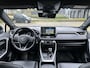 Toyota RAV4 2.5 Plug-in Hybrid AWD Bi-Tone Plus | Gekoelde stoelen | Apple CarPlay | Blindspot | Rijklaarprijs incl. garantie |