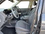 Kia EV2 Plus Advanced 42.2kWh 147pk | 5-ZITS | SCHUIF/KANTELDAK | ELEKTR. VERST. BESTUURDERSSTOEL | HARMON KARDON AUDIO | 18'' LM-VELGEN | LED | EXTRA GETINTE RAMEN | STOEL- + STUURWIELVERW. |