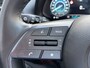 Hyundai i20 1.0 100pk T-GDI Premium Sky Automaat | Schuifdak | Carplay | Climate control | Camera | Premium Audio | Adaptive cruise control | Dodehoek detectie | Keyless entry | Navigatie | Stuurverwarming | Stoelverwarming