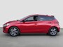 Hyundai i20 1.0 100pk T-GDI Premium Sky Automaat | Schuifdak | Carplay | Climate control | Camera | Premium Audio | Adaptive cruise control | Dodehoek detectie | Keyless entry | Navigatie | Stuurverwarming | Stoelverwarming