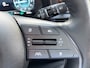 Hyundai i20 1.0 100pk T-GDI Premium Sky Automaat | Schuifdak | Carplay | Climate control | Camera | Premium Audio | Adaptive cruise control | Dodehoek detectie | Keyless entry | Navigatie | Stuurverwarming | Stoelverwarming