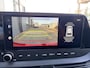 Hyundai i20 1.0 100pk T-GDI Premium Sky Automaat | Schuifdak | Carplay | Climate control | Camera | Premium Audio | Adaptive cruise control | Dodehoek detectie | Keyless entry | Navigatie | Stuurverwarming | Stoelverwarming