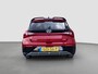 Hyundai i20 1.0 100pk T-GDI Premium Sky Automaat | Schuifdak | Carplay | Climate control | Camera | Premium Audio | Adaptive cruise control | Dodehoek detectie | Keyless entry | Navigatie | Stuurverwarming | Stoelverwarming